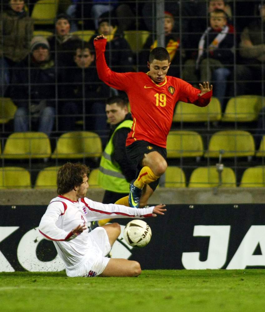 Hazard avait touché beaucoup de ballons pour sa première. Hazard avait touché beaucoup de ballons pour sa première.