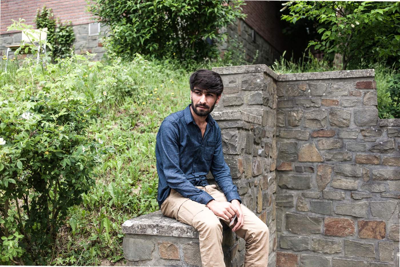 Bashir est Pachtoune, l&#39;ethnie majoritaire en Afghanistan. Il a fui son village, encerclé par les Talibans. &quot;Personne n&#39;est venu ici sans raison&quot;. © MARJORIE GOFFART